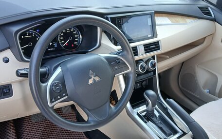 Mitsubishi Xpander, 2023 год, 2 550 000 рублей, 18 фотография