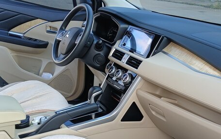 Mitsubishi Xpander, 2023 год, 2 550 000 рублей, 25 фотография