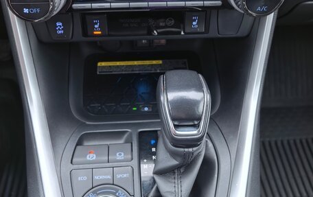 Toyota RAV4, 2021 год, 3 500 000 рублей, 9 фотография