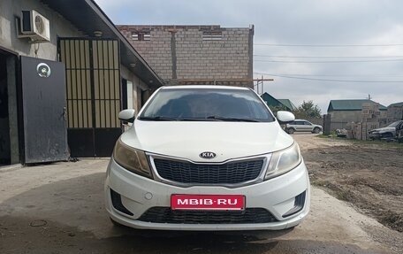 KIA Rio III рестайлинг, 2013 год, 500 000 рублей, 1 фотография