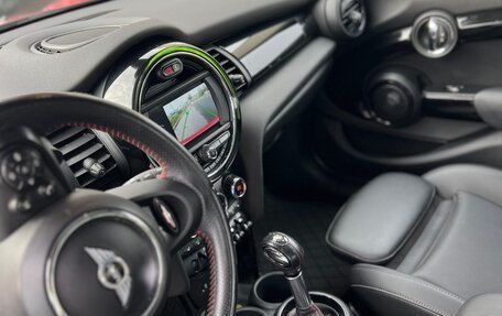 MINI Hatch, 2018 год, 1 950 000 рублей, 3 фотография
