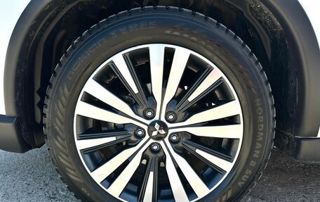 Mitsubishi Outlander III рестайлинг 3, 2021 год, 2 210 000 рублей, 22 фотография