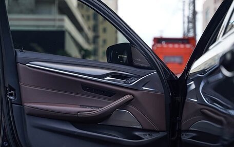 BMW 5 серия, 2022 год, 5 600 000 рублей, 6 фотография