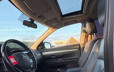 Mitsubishi Outlander III рестайлинг 3, 2014 год, 1 700 000 рублей, 1 фотография