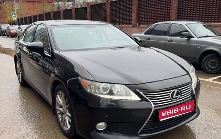 Lexus ES VII, 2013 год, 2 070 000 рублей, 1 фотография