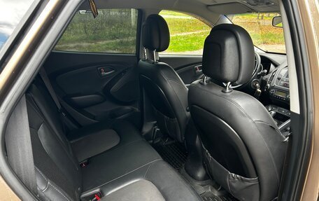 Hyundai ix35 I рестайлинг, 2013 год, 1 350 000 рублей, 10 фотография