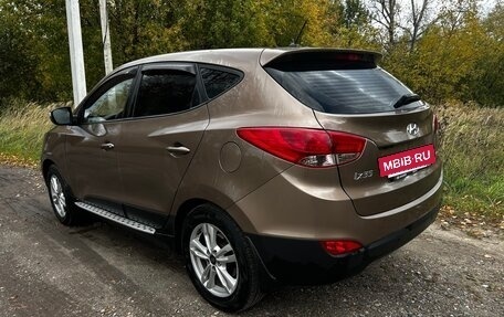 Hyundai ix35 I рестайлинг, 2013 год, 1 350 000 рублей, 4 фотография