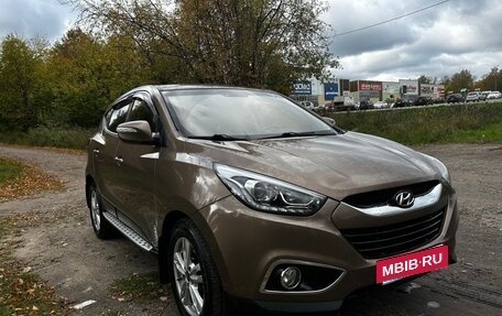 Hyundai ix35 I рестайлинг, 2013 год, 1 350 000 рублей, 2 фотография