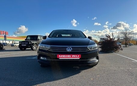 Volkswagen Passat B8 рестайлинг, 2015 год, 1 880 000 рублей, 4 фотография