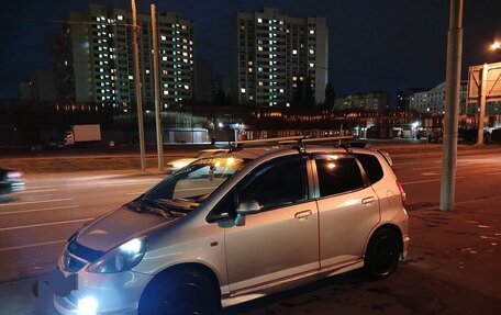 Honda Jazz I рестайлинг, 2002 год, 560 000 рублей, 3 фотография