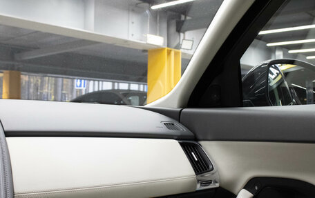 Jaguar E-Pace, 2018 год, 2 199 000 рублей, 9 фотография