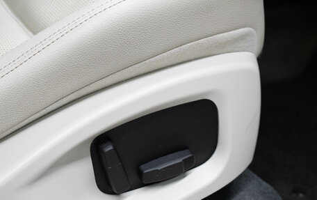 Jaguar E-Pace, 2018 год, 2 199 000 рублей, 28 фотография