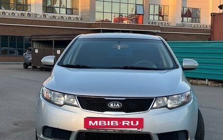 KIA Cerato III, 2010 год, 925 000 рублей, 2 фотография