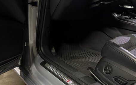 Audi A4, 2019 год, 2 500 000 рублей, 18 фотография