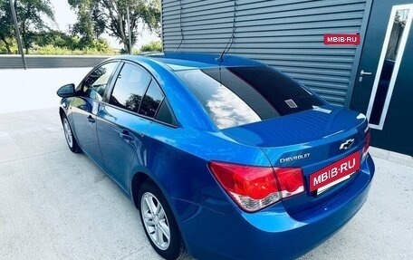 Chevrolet Cruze II, 2011 год, 685 000 рублей, 8 фотография