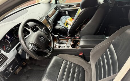 Volkswagen Touareg III, 2014 год, 1 900 000 рублей, 6 фотография