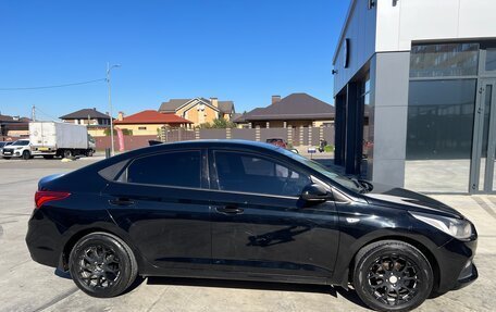 Hyundai Solaris II рестайлинг, 2017 год, 1 199 999 рублей, 8 фотография