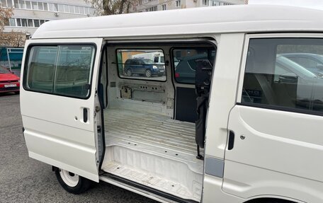 Mazda Bongo IV, 2003 год, 450 000 рублей, 8 фотография