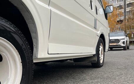 Mazda Bongo IV, 2003 год, 450 000 рублей, 16 фотография