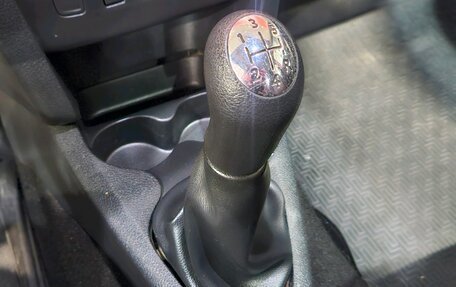 Renault Logan II, 2018 год, 745 000 рублей, 14 фотография