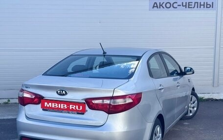 KIA Rio III рестайлинг, 2014 год, 880 000 рублей, 4 фотография