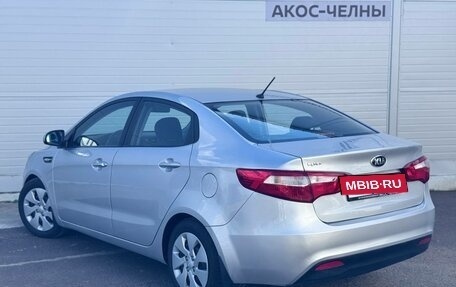 KIA Rio III рестайлинг, 2014 год, 880 000 рублей, 6 фотография