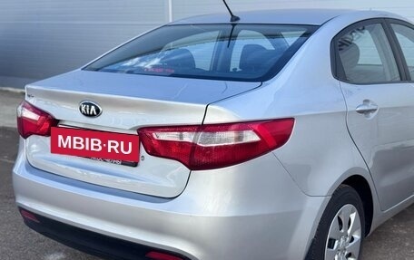 KIA Rio III рестайлинг, 2014 год, 880 000 рублей, 10 фотография