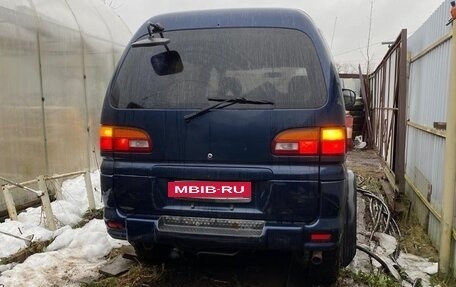 Mitsubishi Delica IV, 1996 год, 450 000 рублей, 2 фотография