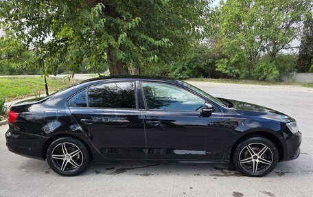 Volkswagen Jetta VI, 2015 год, 950 000 рублей, 4 фотография