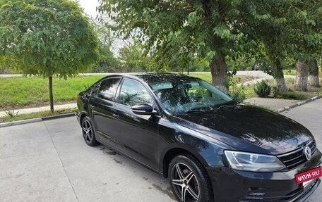 Volkswagen Jetta VI, 2015 год, 950 000 рублей, 3 фотография