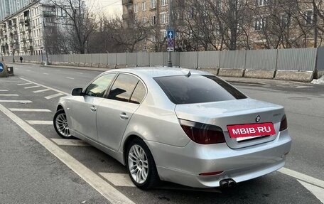 BMW 5 серия, 2005 год, 900 000 рублей, 2 фотография