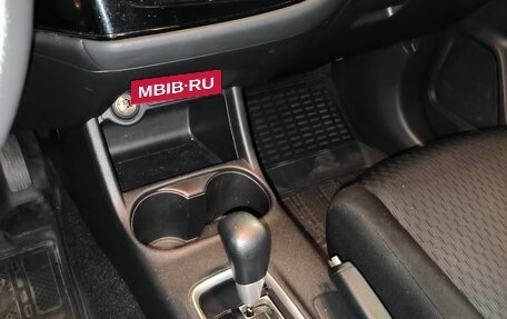 Mitsubishi Outlander III рестайлинг 3, 2014 год, 1 450 000 рублей, 10 фотография