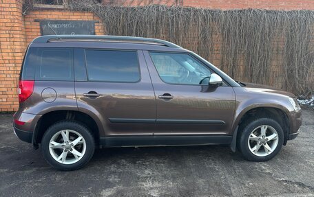 Skoda Yeti I рестайлинг, 2014 год, 1 080 000 рублей, 3 фотография