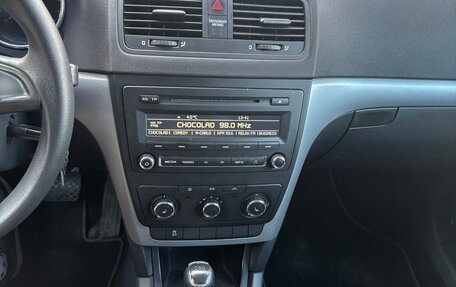 Skoda Yeti I рестайлинг, 2014 год, 1 080 000 рублей, 8 фотография