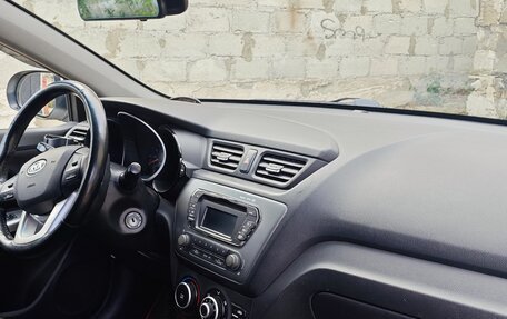 KIA Rio III рестайлинг, 2014 год, 920 000 рублей, 8 фотография