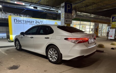 Toyota Camry, 2019 год, 3 050 000 рублей, 6 фотография