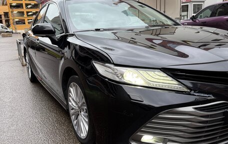 Toyota Camry, 2018 год, 2 230 000 рублей, 3 фотография