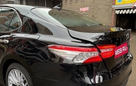 Toyota Camry, 2018 год, 2 230 000 рублей, 8 фотография