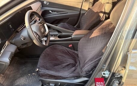Hyundai Elantra, 2024 год, 2 350 000 рублей, 9 фотография