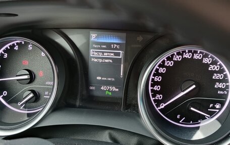 Toyota Camry, 2019 год, 3 300 000 рублей, 4 фотография