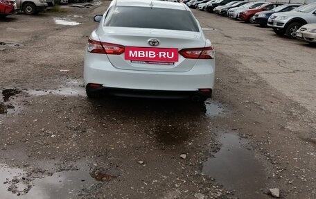 Toyota Camry, 2019 год, 3 300 000 рублей, 7 фотография