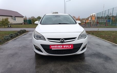 Opel Astra J, 2012 год, 1 250 000 рублей, 7 фотография