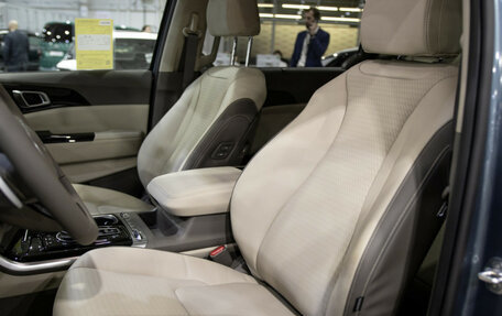 KIA Carnival, 2024 год, 6 790 000 рублей, 27 фотография