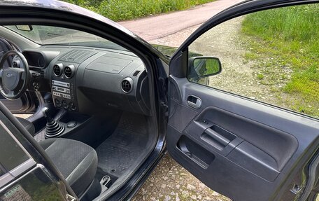 Ford Fusion I, 2005 год, 450 000 рублей, 6 фотография