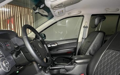 SsangYong Kyron I, 2010 год, 699 000 рублей, 7 фотография
