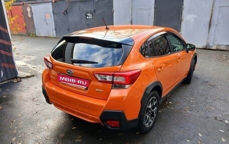 Subaru XV II, 2018 год, 1 820 000 рублей, 10 фотография