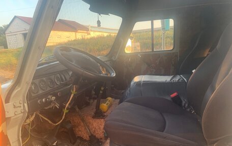 ЛуАЗ 469, 1984 год, 550 000 рублей, 11 фотография