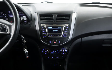 Hyundai Solaris II рестайлинг, 2016 год, 1 070 000 рублей, 7 фотография