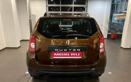 Renault Duster I рестайлинг, 2014 год, 1 046 000 рублей, 4 фотография
