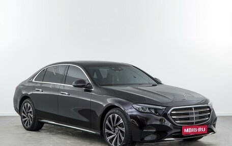 Mercedes-Benz E-Класс, 2023 год, 7 298 963 рублей, 1 фотография